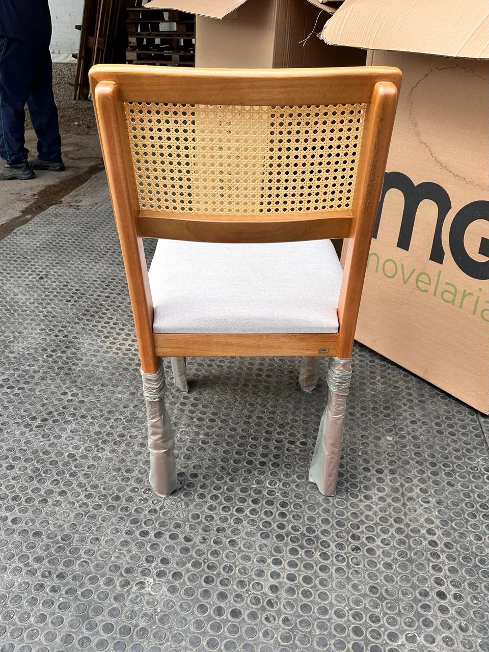 Cadeira de Jantar em Madeira Maciça Rubi - Foto 2
