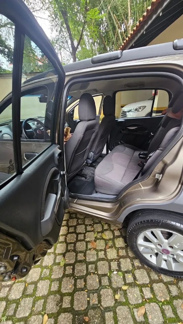 Fiat Uno WAY Celeb. 1.4 EVO Fire Flex 8V 2P 2012 - Foto 4