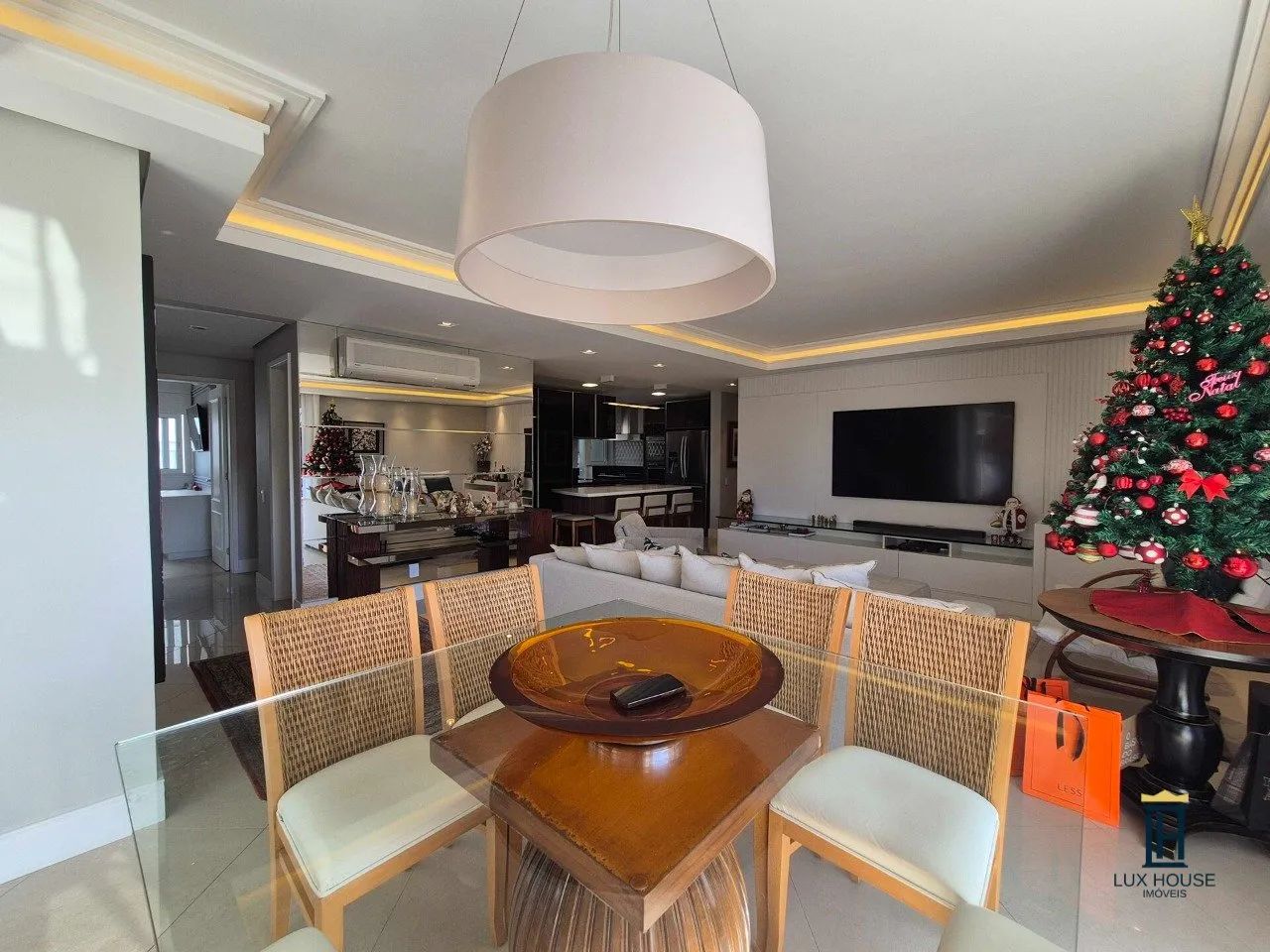 Ótimo Apartamento com 4 dormitórios em Jurerê Internacional - Foto 5