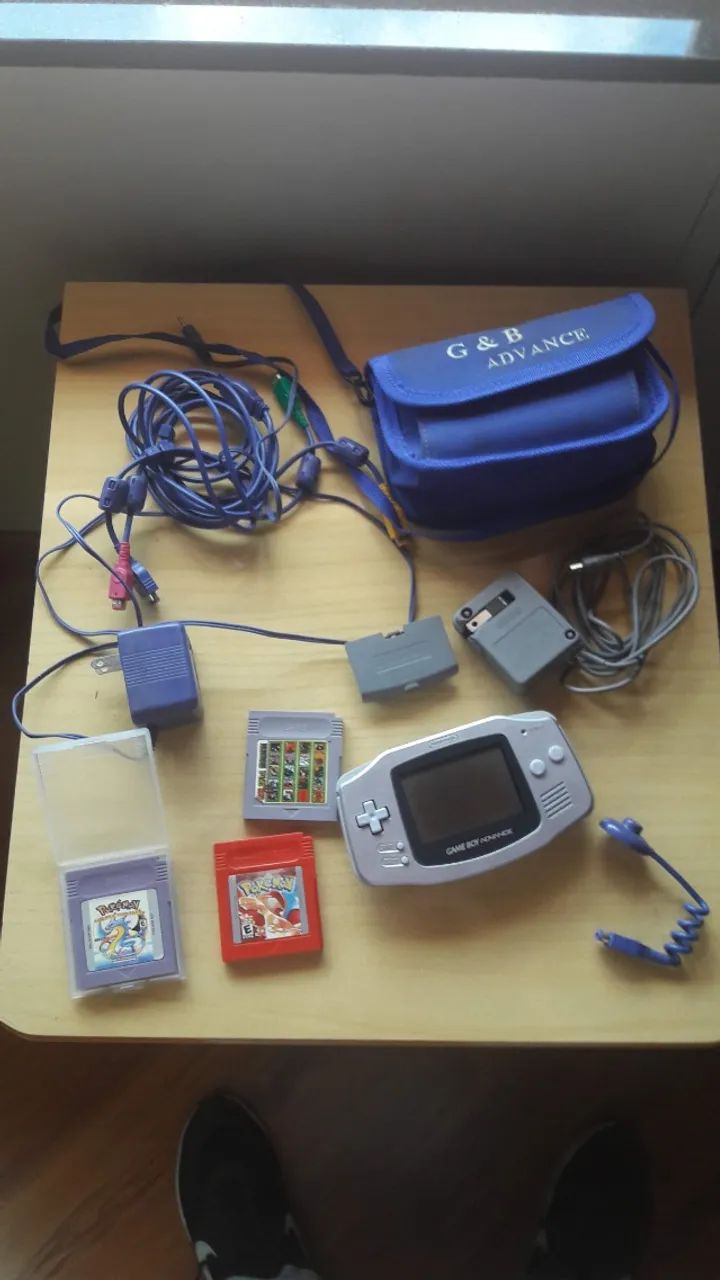 Gameboy advanced + Kit completo