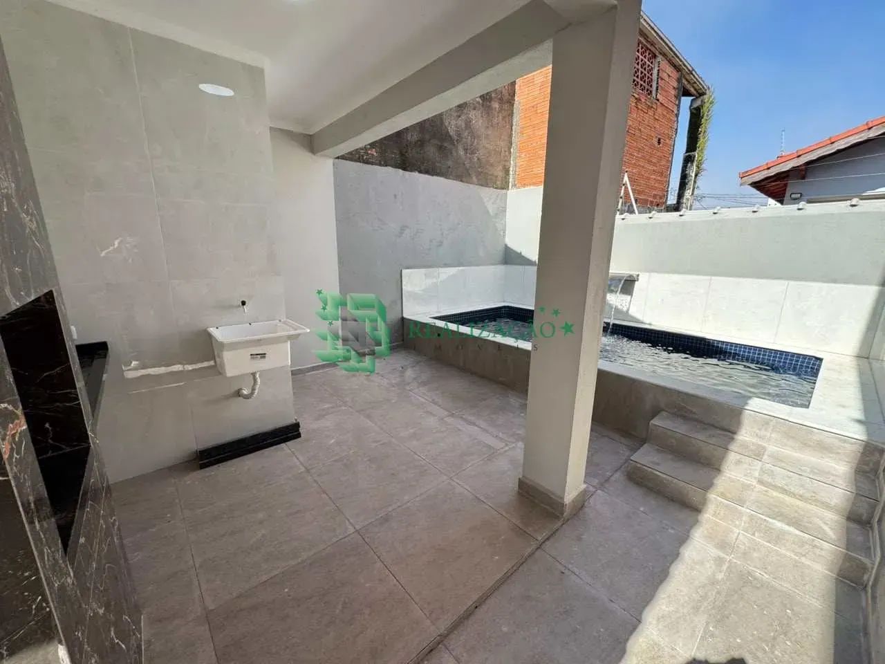 casa em Mongaguá, com 3 dormitórios e piscina - Foto 5