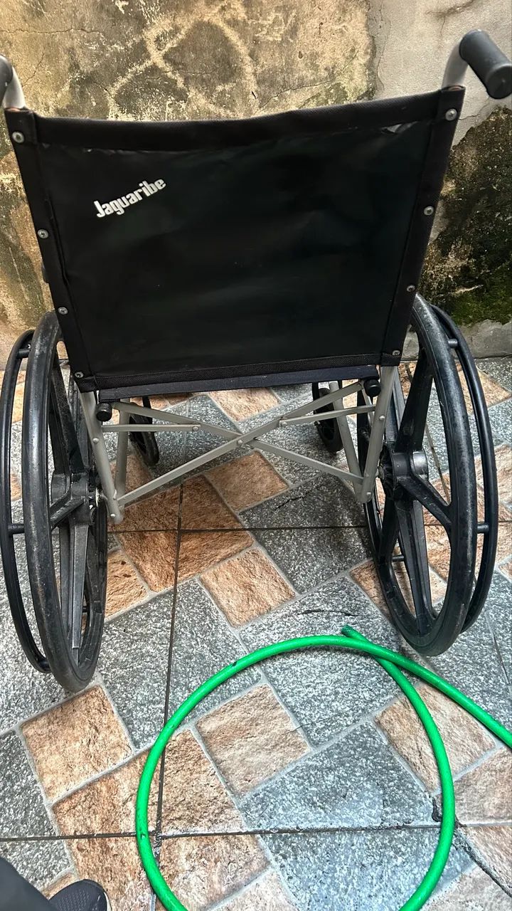 Cadeira de rodas - Foto 3
