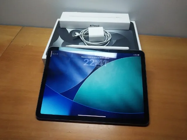 Ipad Air 5° geração 64gb Wifi + Apple Pencil 2a geração - Tablets