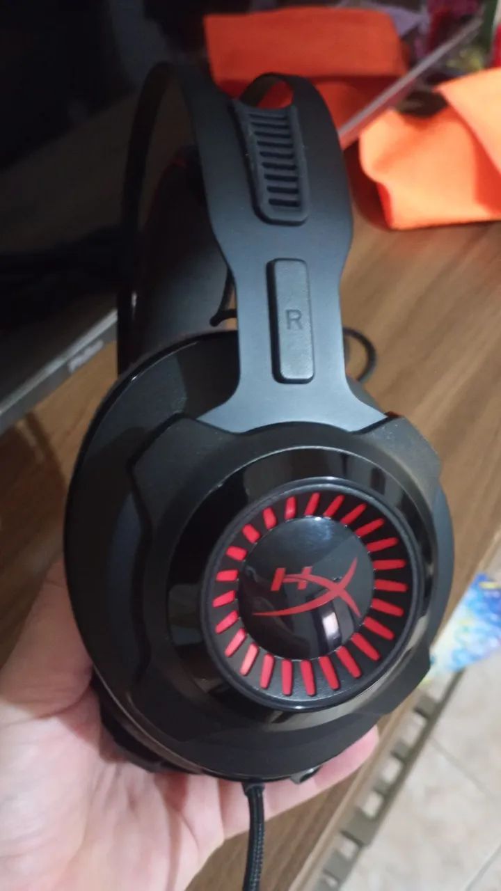 HyperX Cloud Revolver 