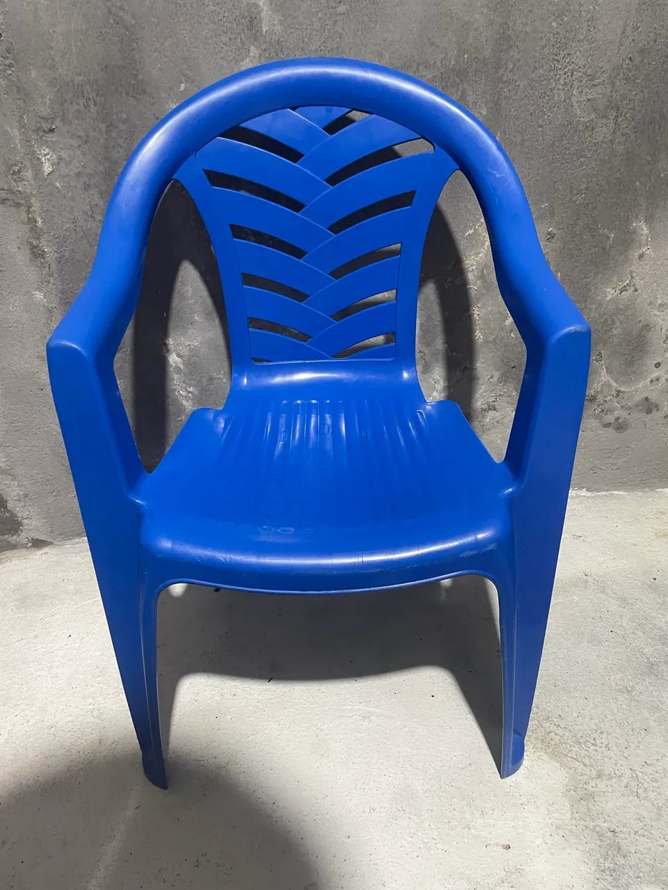 Cadeira de plástico 
