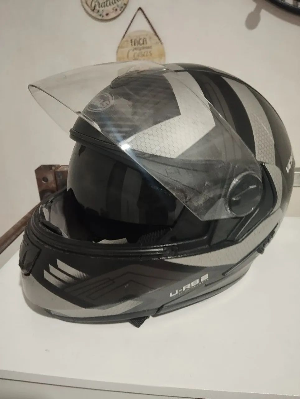 Capacete Robocop 