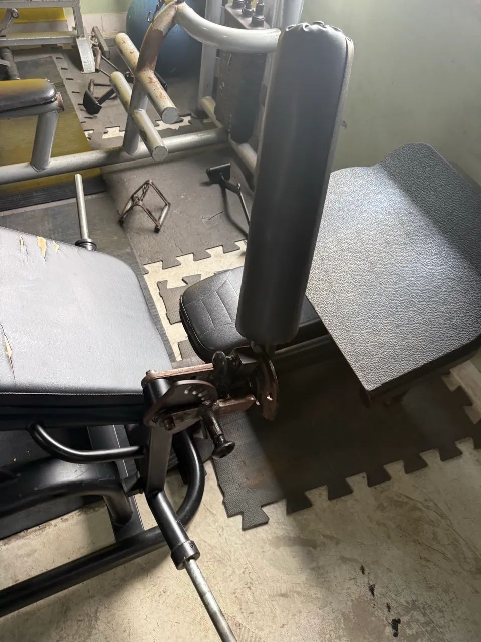 Máquina elevação pélvica  - Foto 3