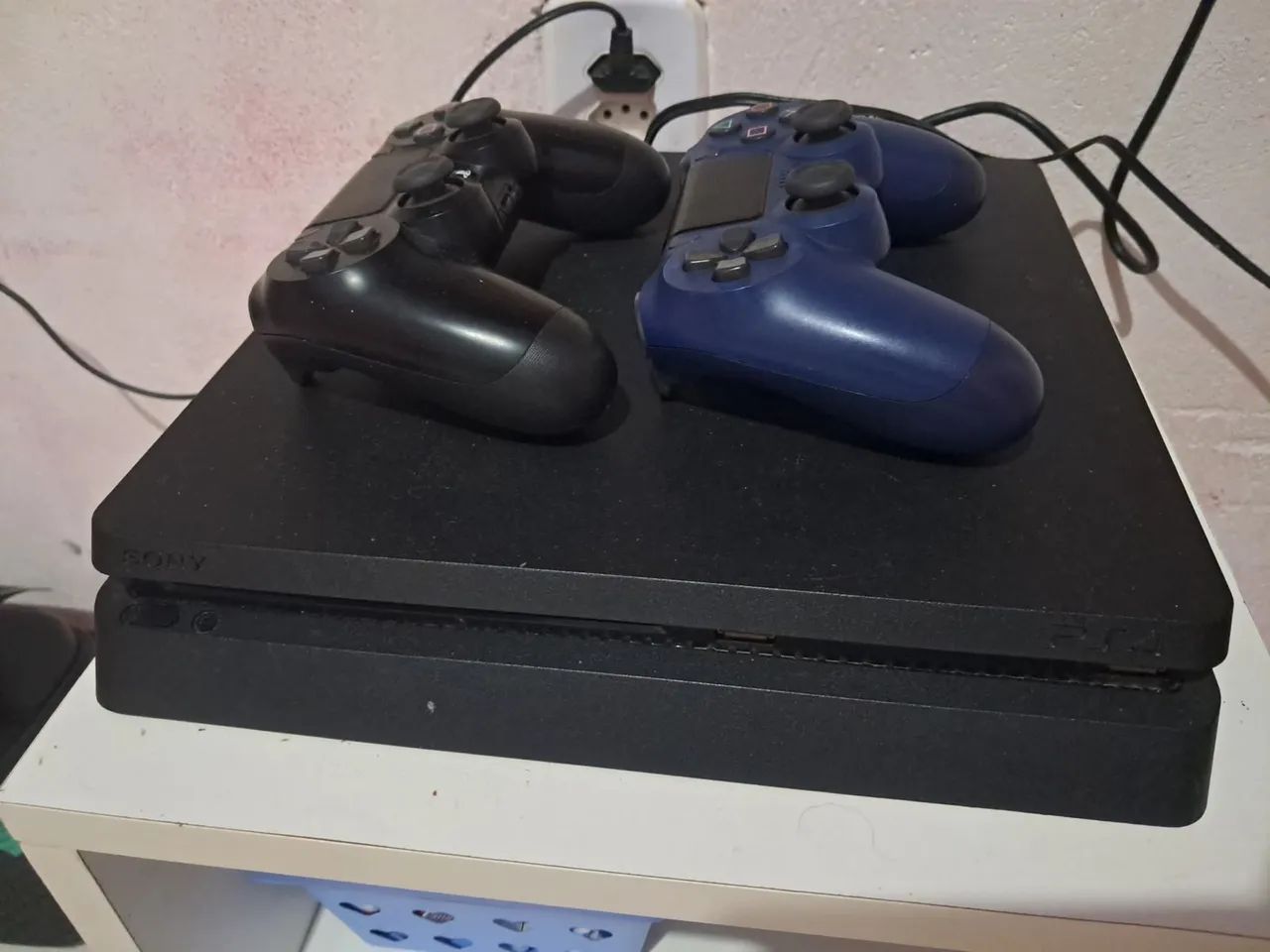 Ps4  slim 