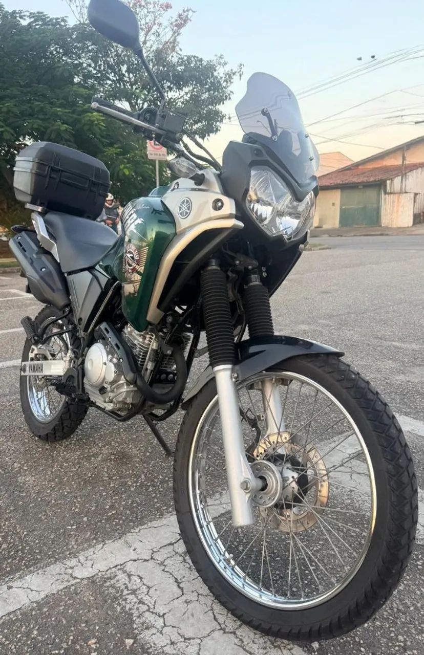 Tenere 250 bem conservada 