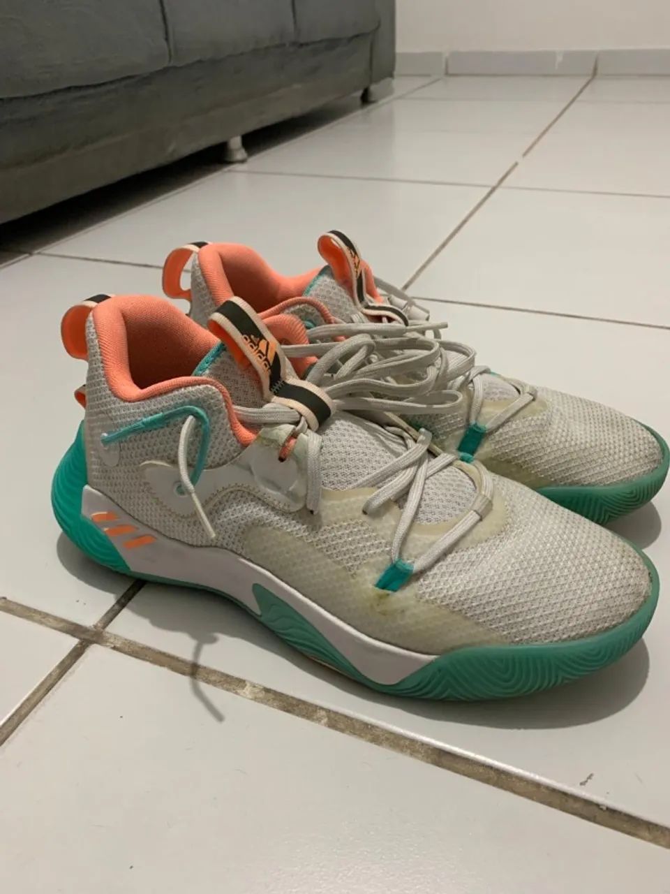 Basqueteira adidas Harden Stepback 3 - Calçados Esportivos
