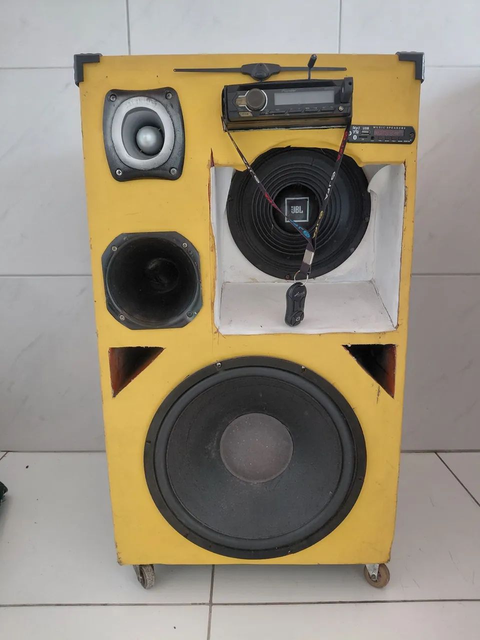 Caixa de som com toca CD PIONNER  - Foto 4