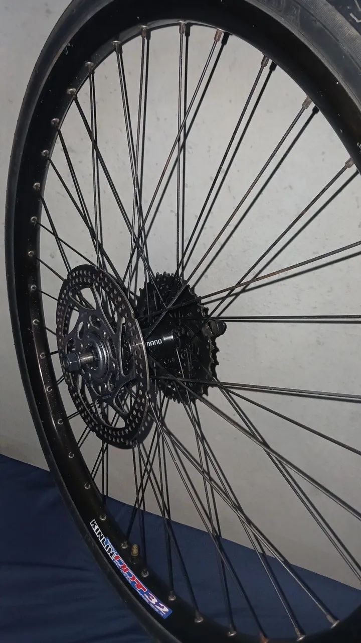Par de aros 26 kinlin completo com cubos e discos shimano  - Foto 2