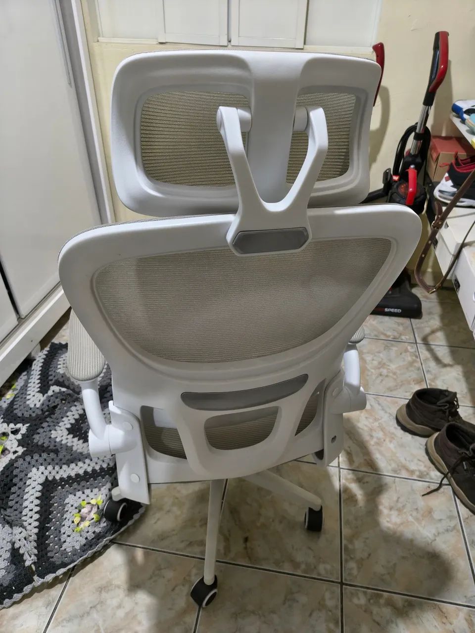 Cadeira de escritório ergonômica - Foto 2