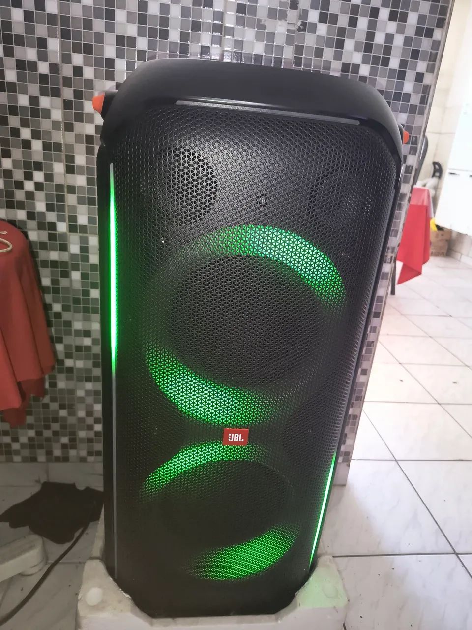 JbL nova pouco uso  - Foto 2