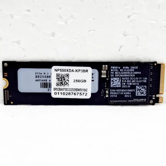SSD 256GB NVMe M.2 2280 SAMSUNG MZVLQ256HBJD-00B - Armazenamento