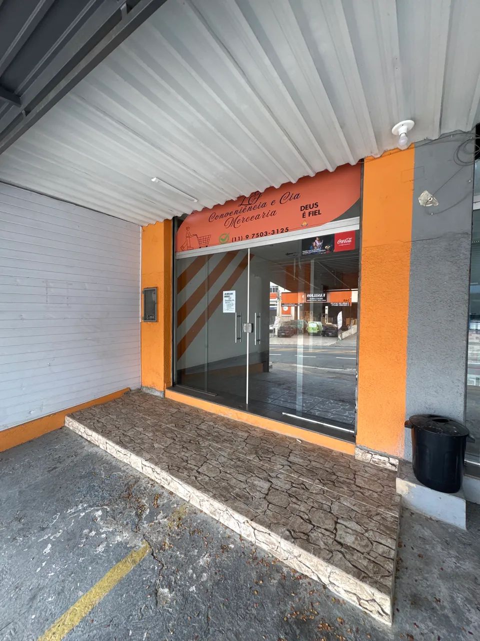 Alugo ponto para comércio AV MUTINGA