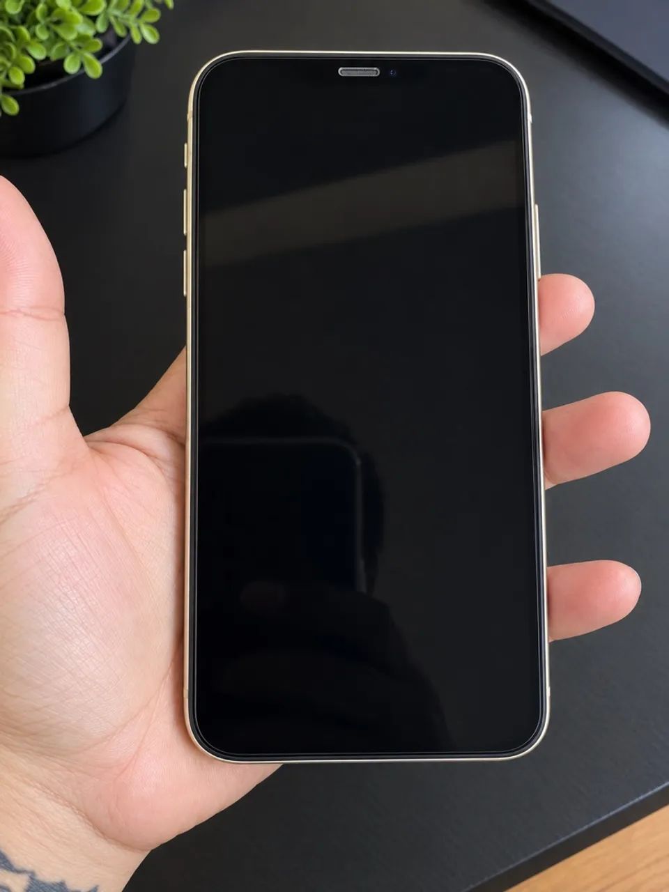 iPhone 11 - 64GB 