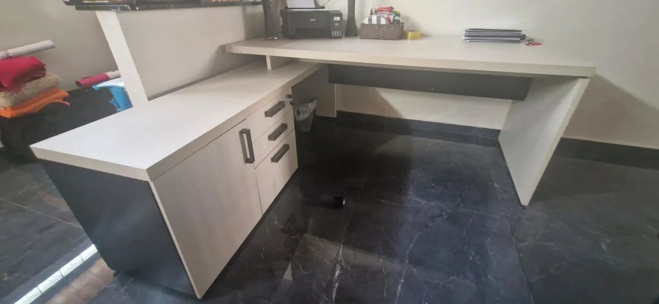 Vendo escrivaninha - Foto 2