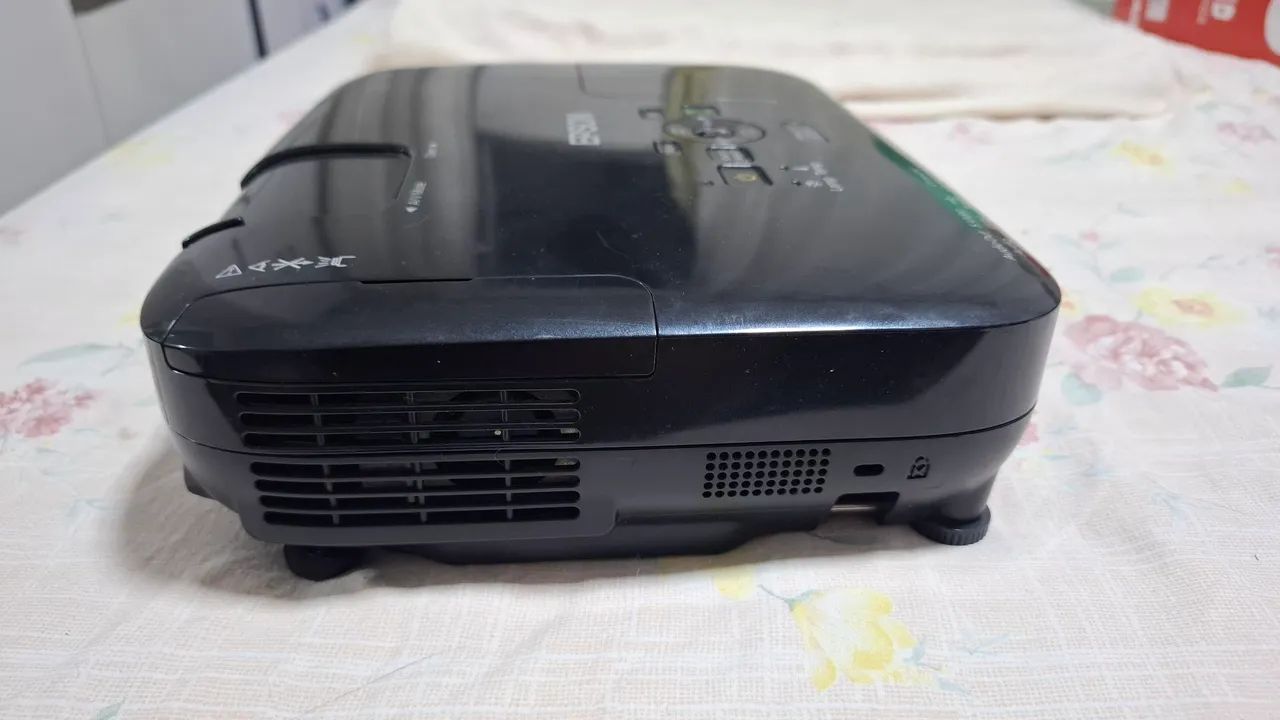 Projetor epson powerlite s10+ - Foto 5