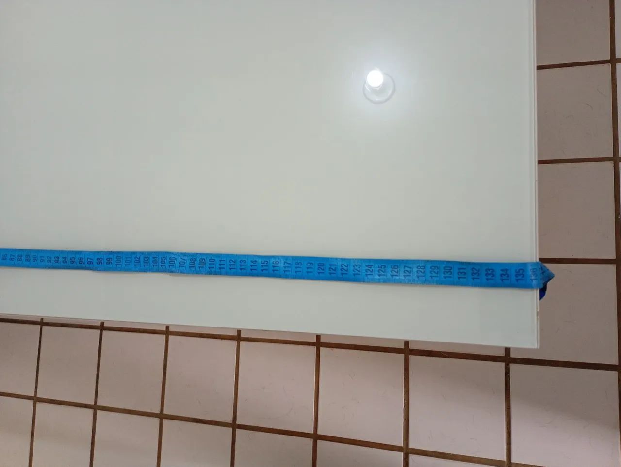 Mesa 1,35x1,35m com vidro laqueado  - Foto 3