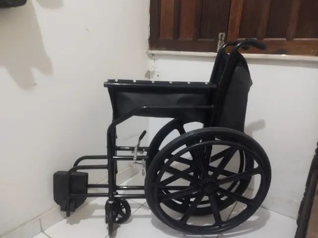 Cadeira de rodas dobrável  - Foto 4