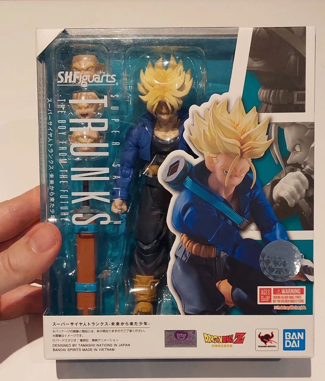 SH Figuarts Trunks The Boy from the future novo original