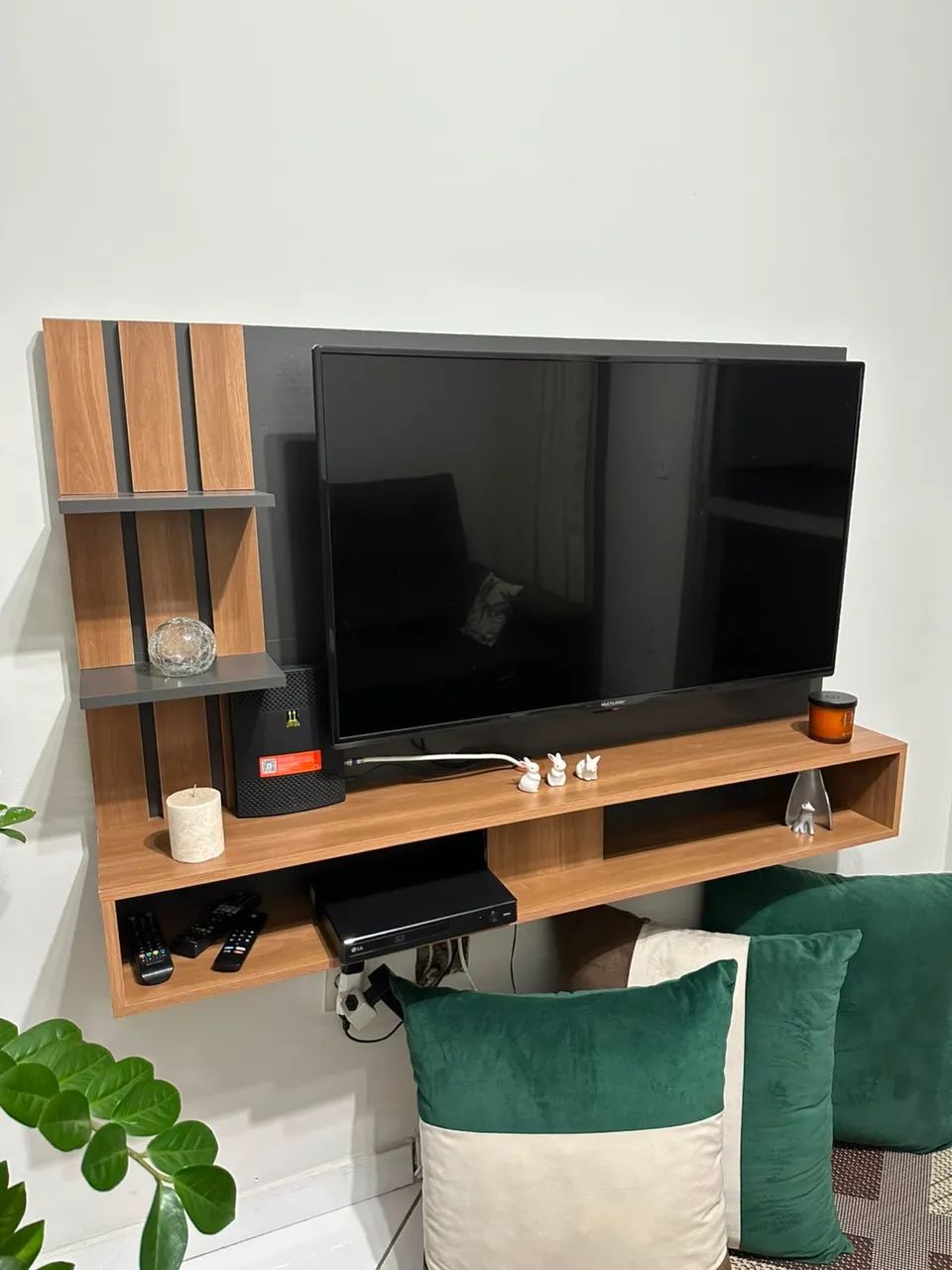 Tv 42 polegadas com aparelho fire tv stick 