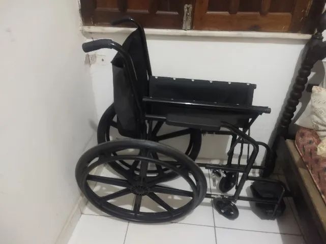 Cadeira de rodas dobrável 