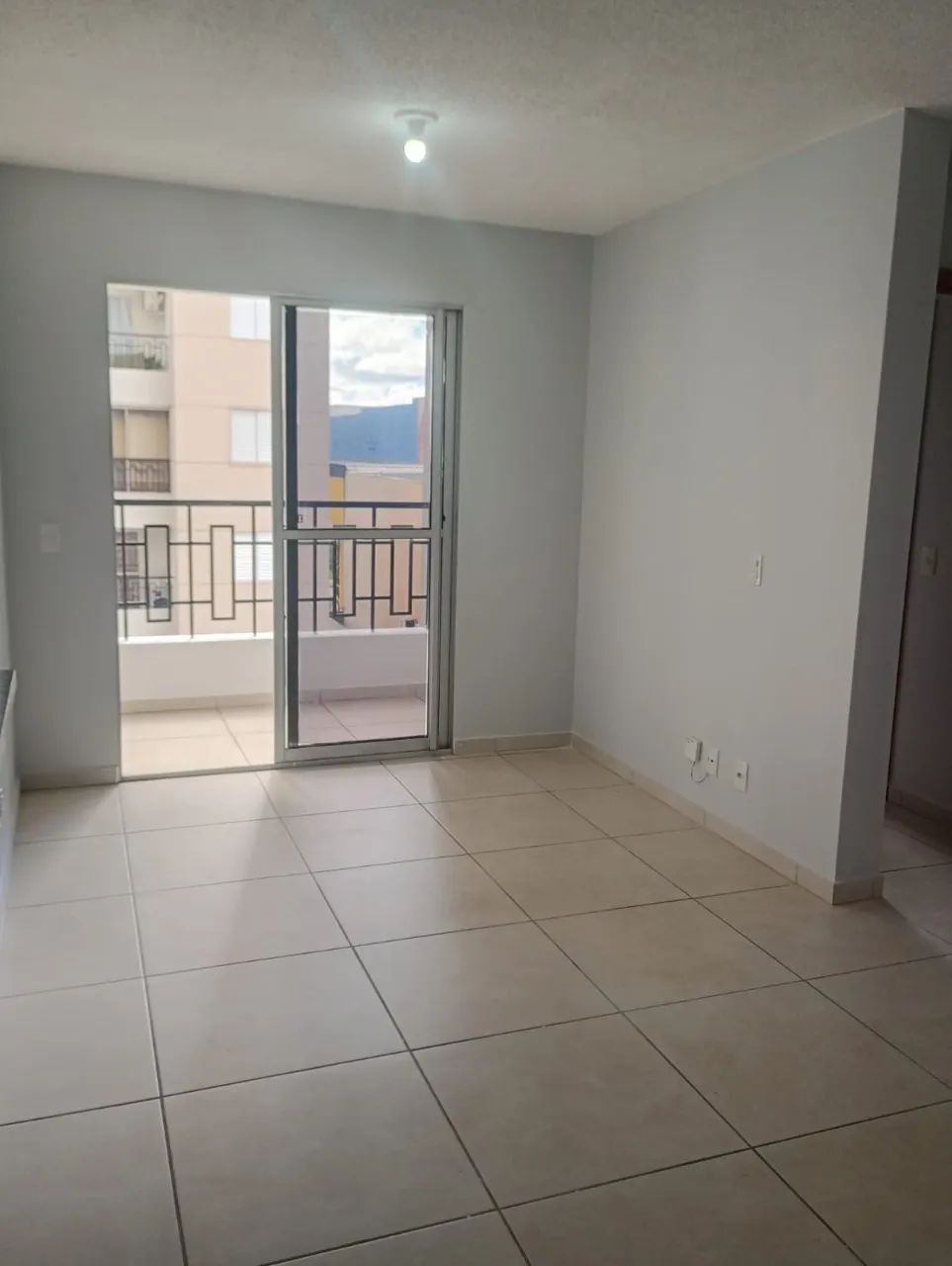 Apartamento de 2 quartos com suíte na Vila Rosa - Foto 2