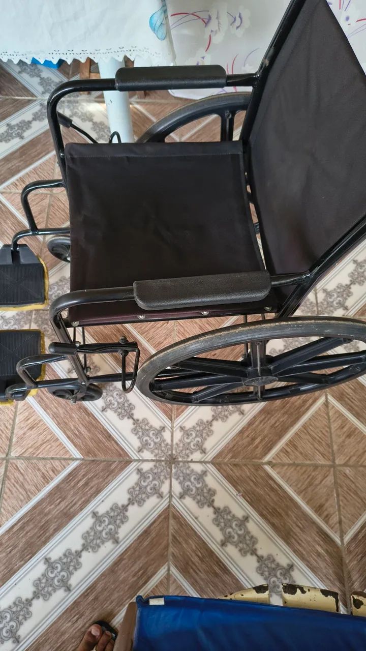 Cadeira de Rodas  - Foto 5