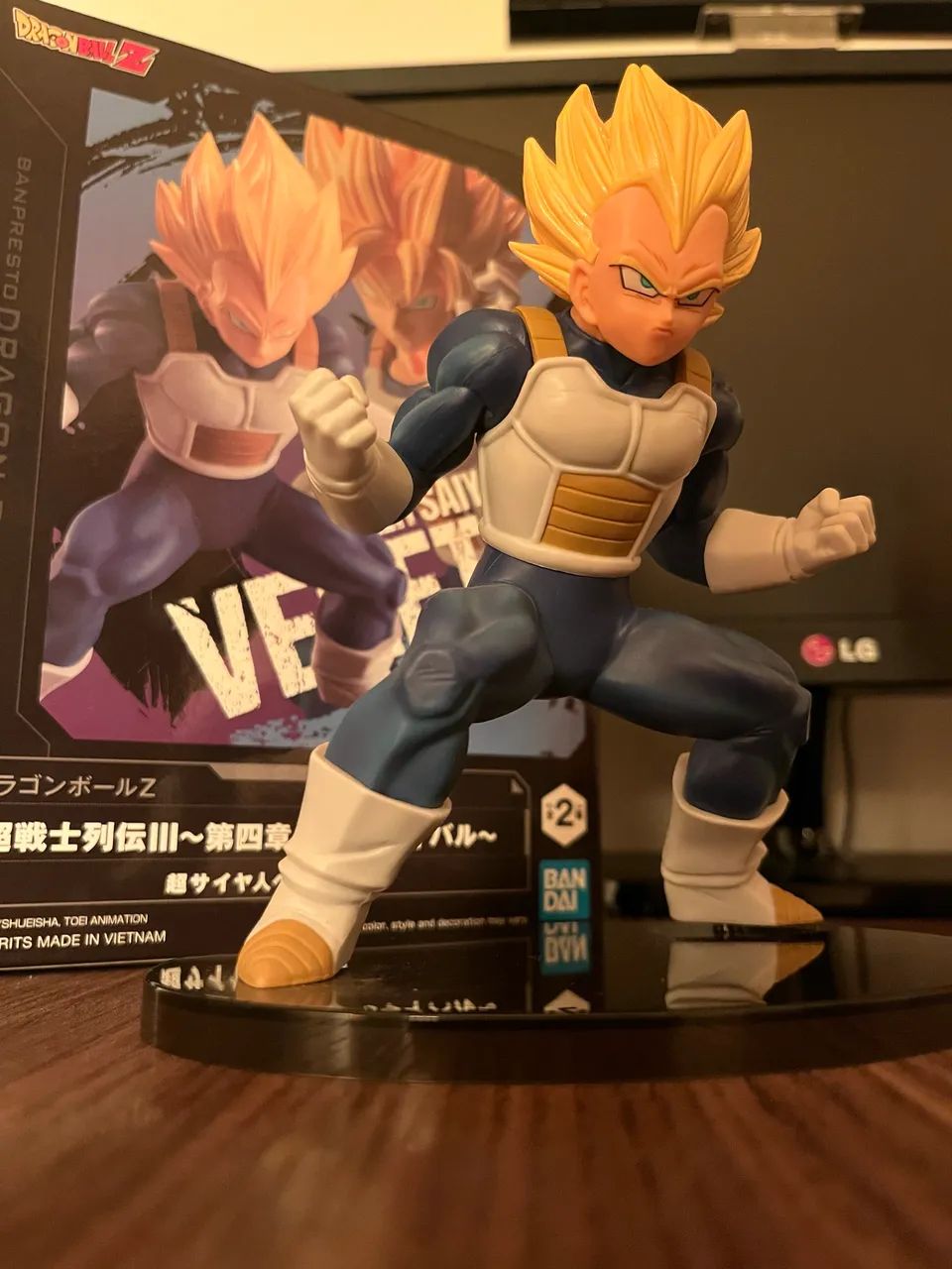 Super Saiyajin Vegeta e Super Saiyajin Goku - Foto 2