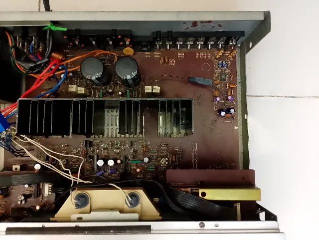 Amplificador Technics SU V 44 Japan - Foto 2