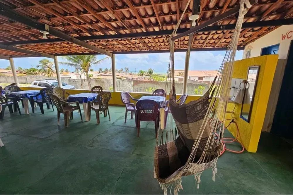 Prédio 530m² com 4 apartamentos de (86m² cada) + área de lazer + casa com restaurante - Foto 4