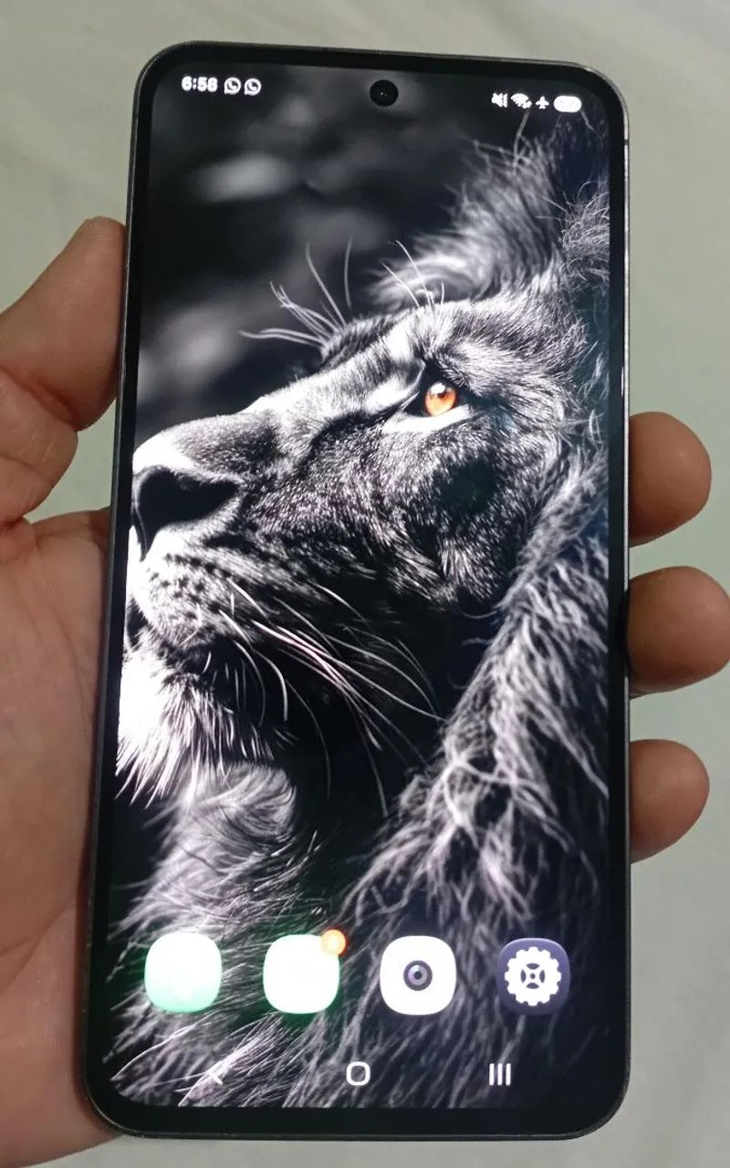 Galaxy S24 FE 