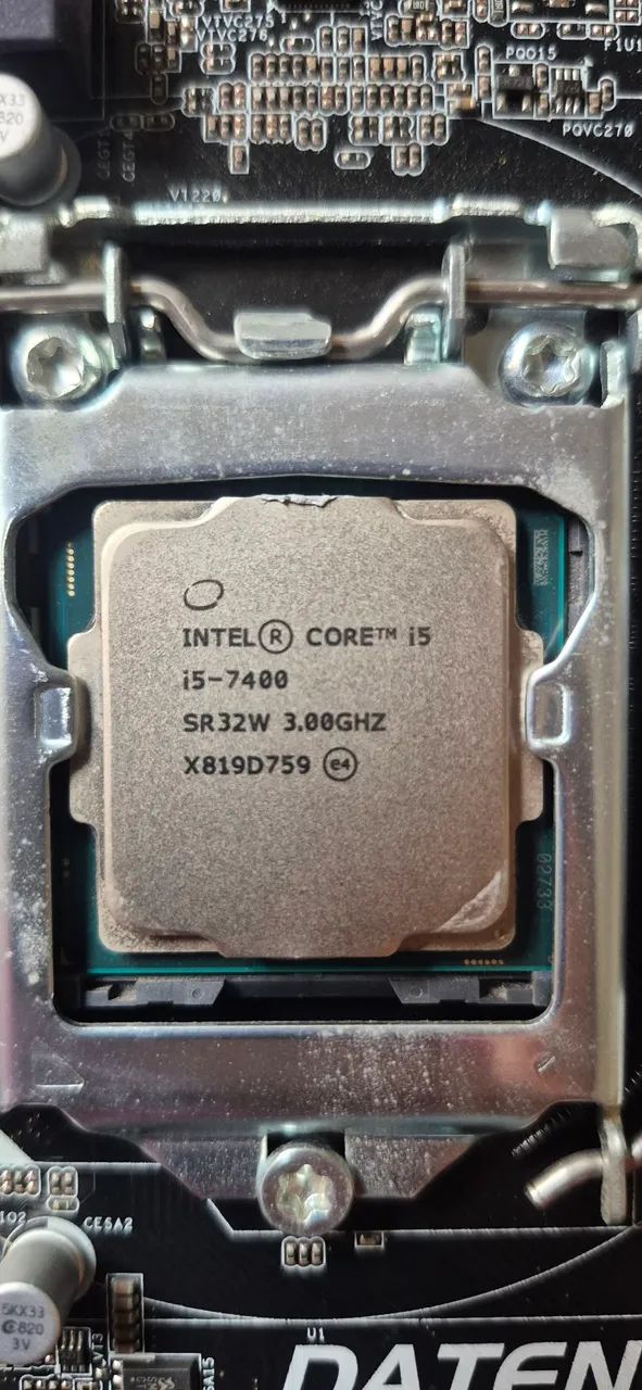Kit Intel Core i5 7400 com placa mãe 