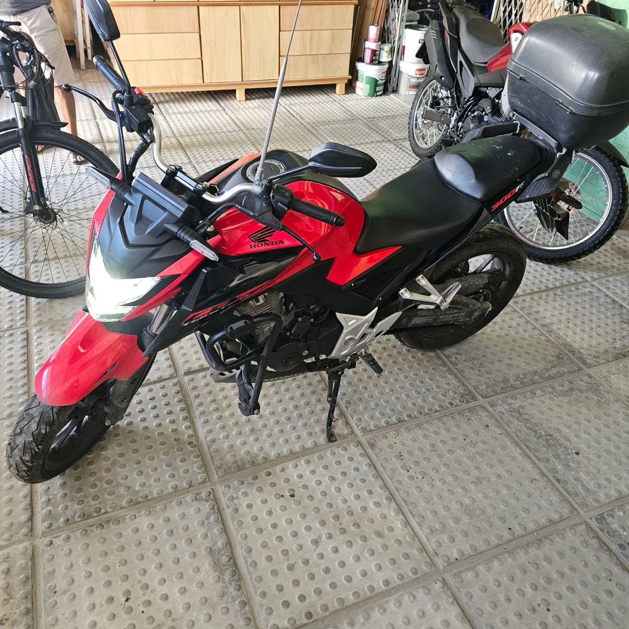Moto excelente e conservada cb300 - Foto 2