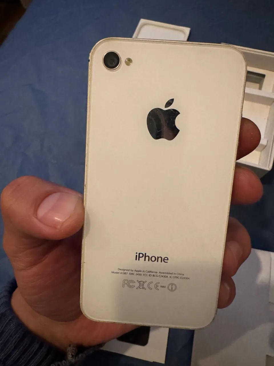 iPhone 4s na caixa completo funcionando para colecionador  - Foto 4