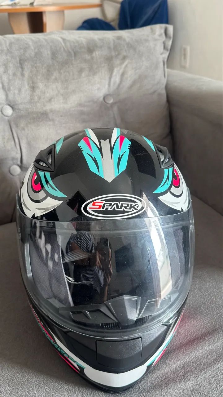Capacete