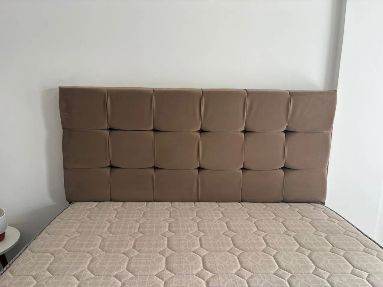 Cama ortobom com cabeceira