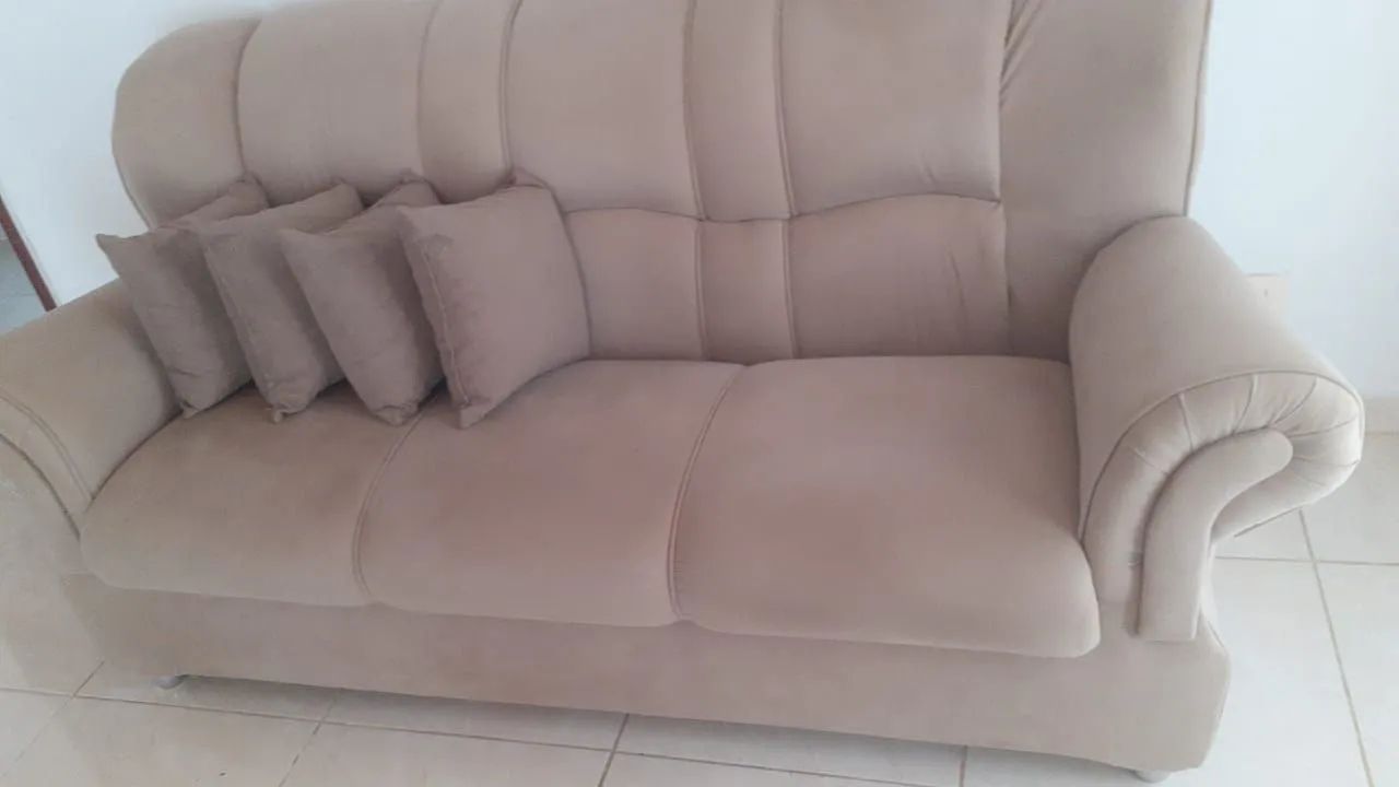 Sofá 3 lugares 