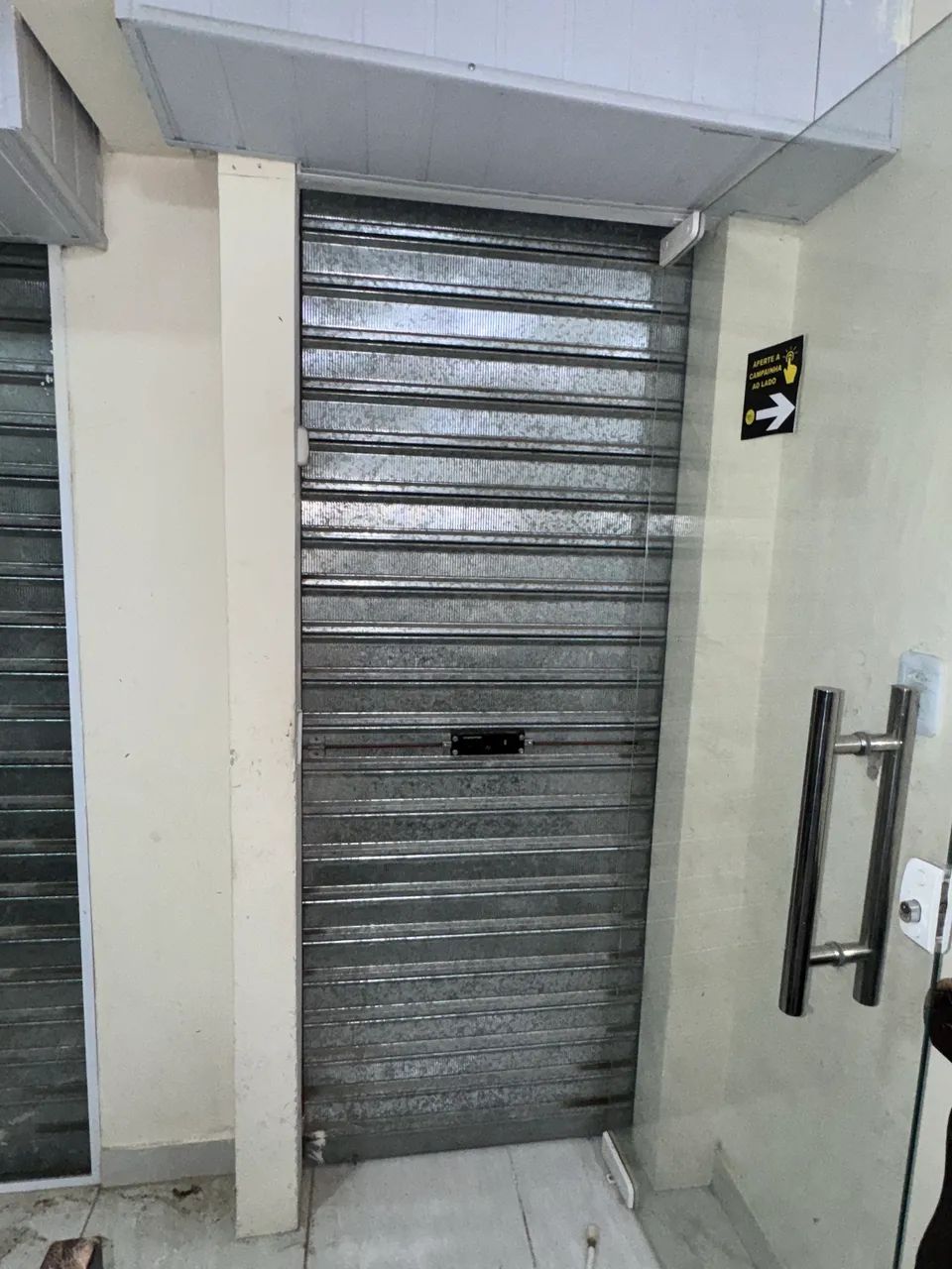 Full Rolling Galvanized Door65082229444610120