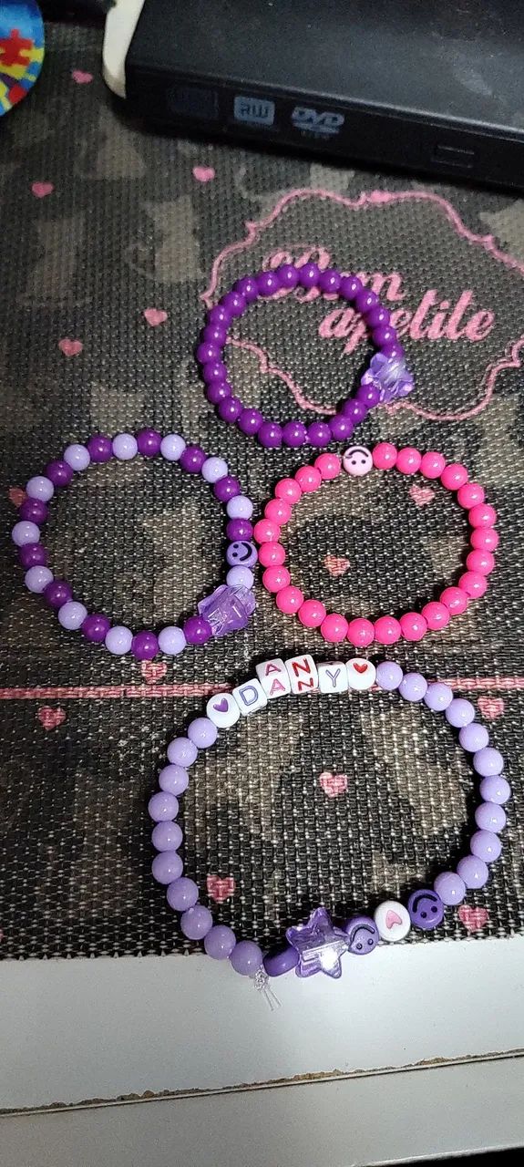 Pulseiras coloridas  - Foto 5