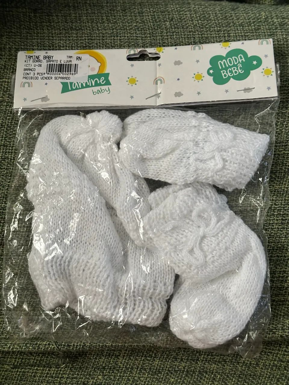 Vendo kit gorro, meias e luvas bebê RN, tricô e lã