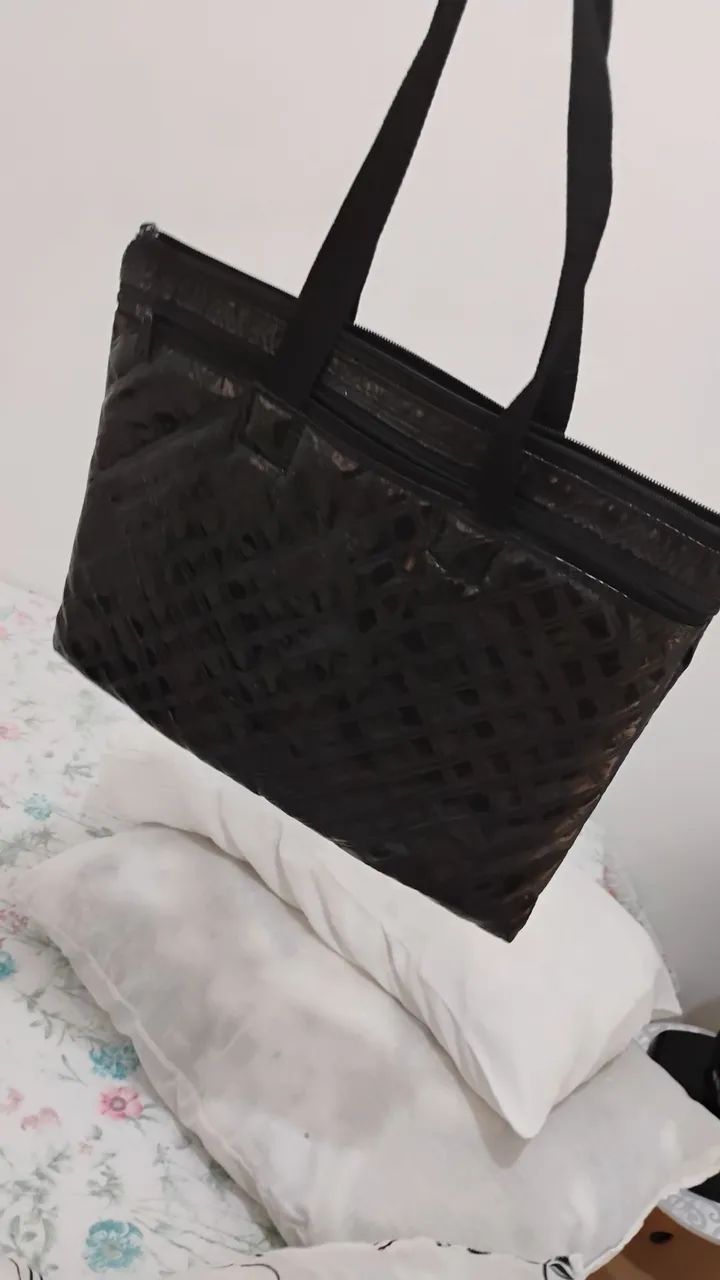 Desapego de Bolsas Diversas - Foto 3
