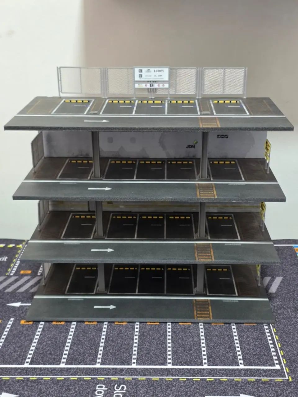Diorama Estacionamento Realista Para Escala 1:64 - Foto 5