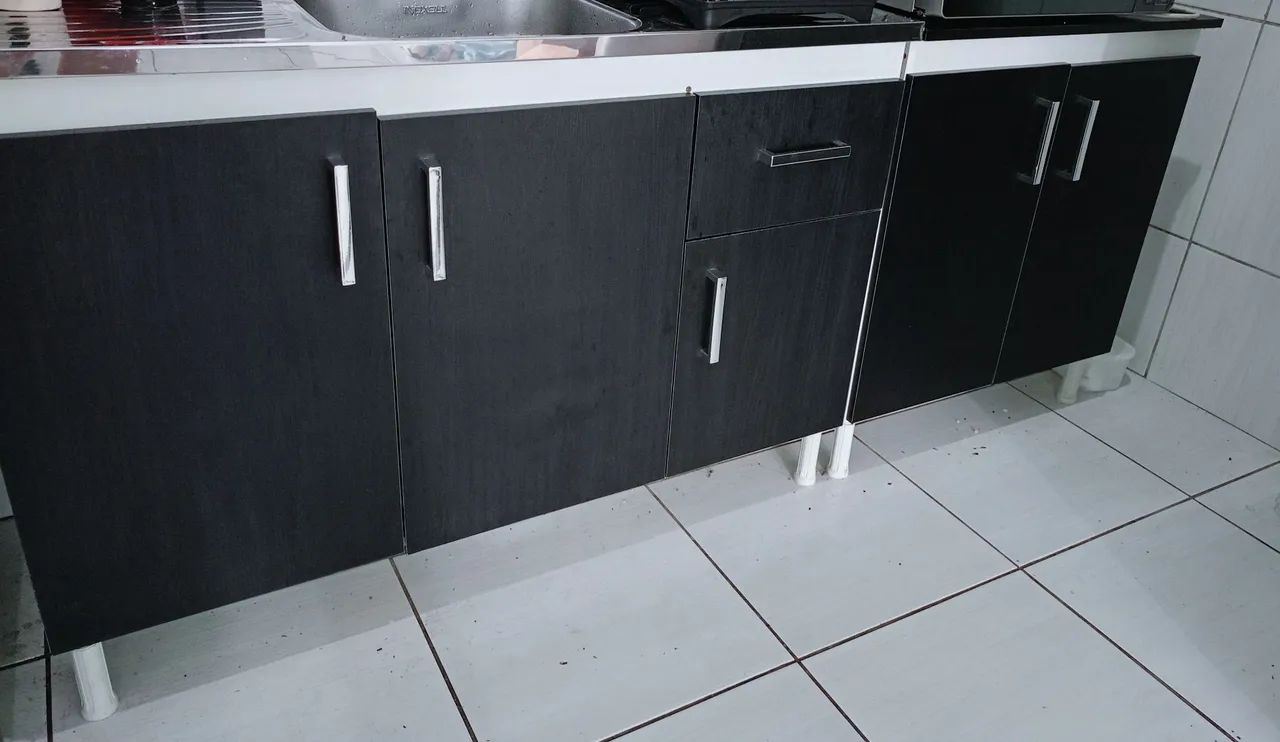 Balcões em MDF Preto  - Foto 2