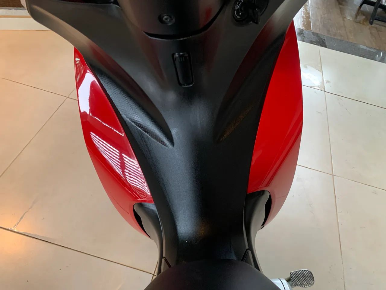 A mais nova (sem nenhum risco) - Foto 3