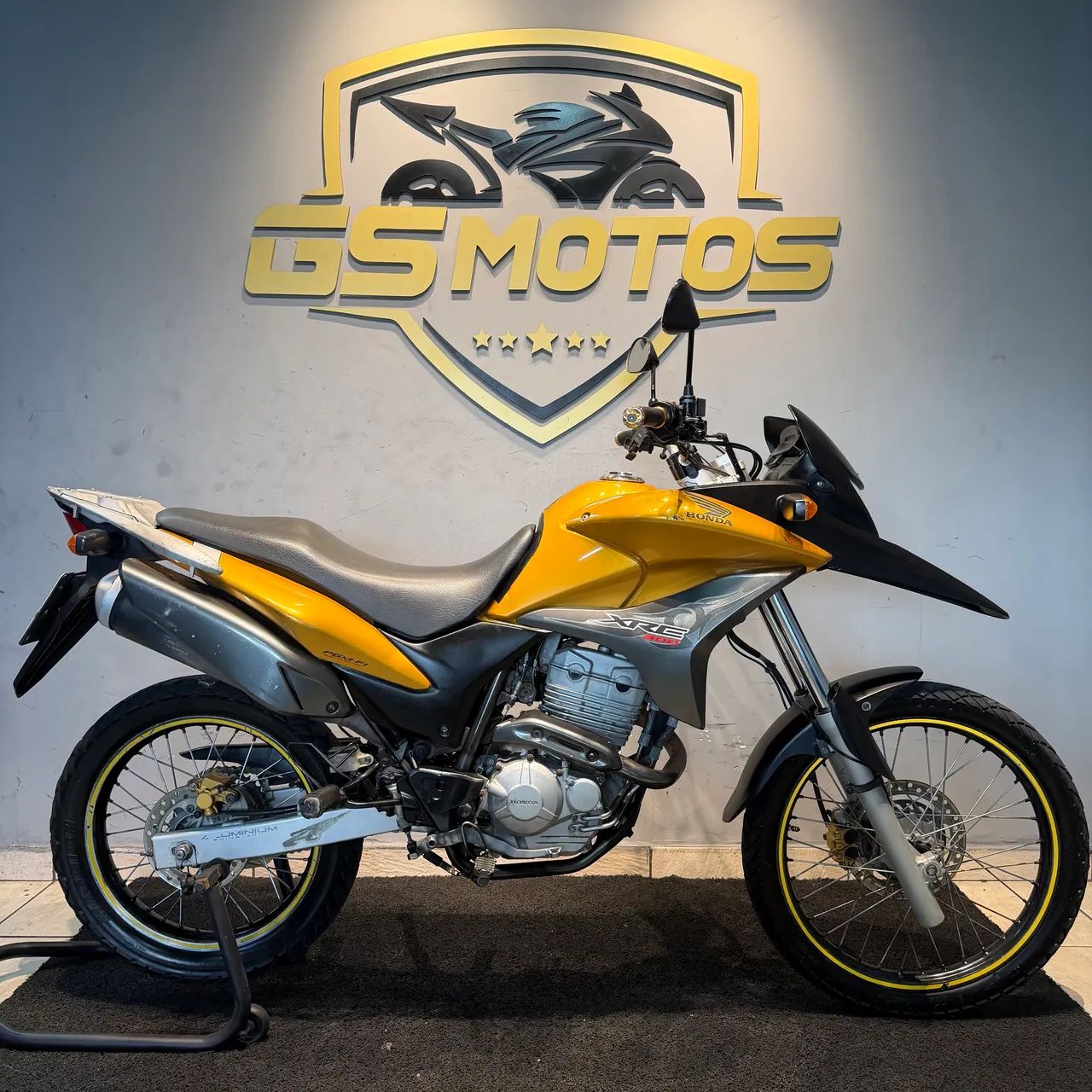 XRE 300 IPVA 2026 pg  ( divido até 21x no cartão)