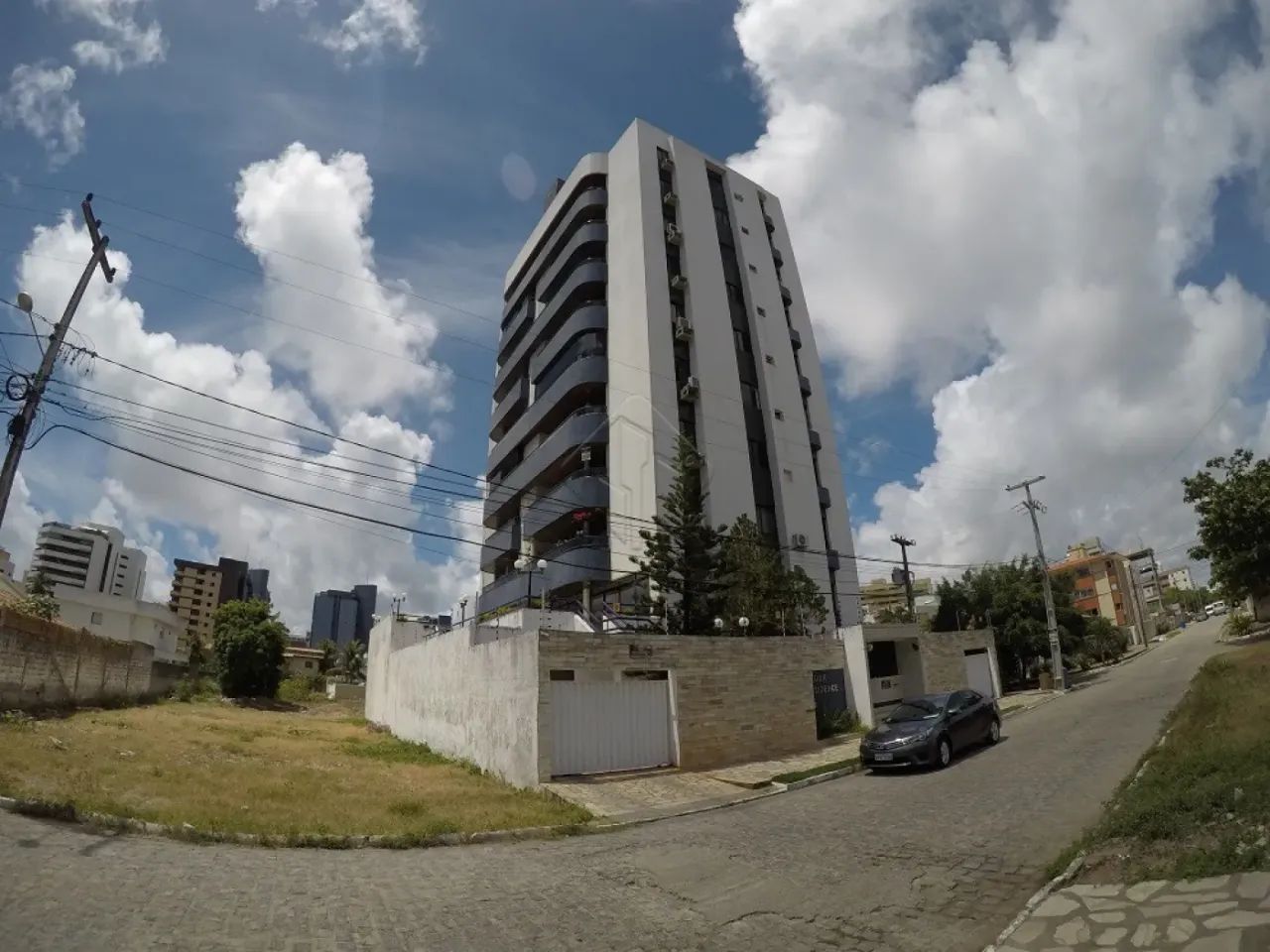 Apartamento para locacao com 3 quartos, 2 suites, 1 vaga em Intermares - Joao Pessoa/PB