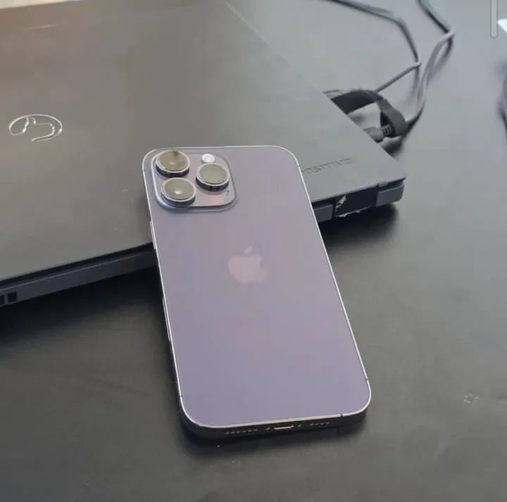 iPhone 14 Pro Max - Foto 2